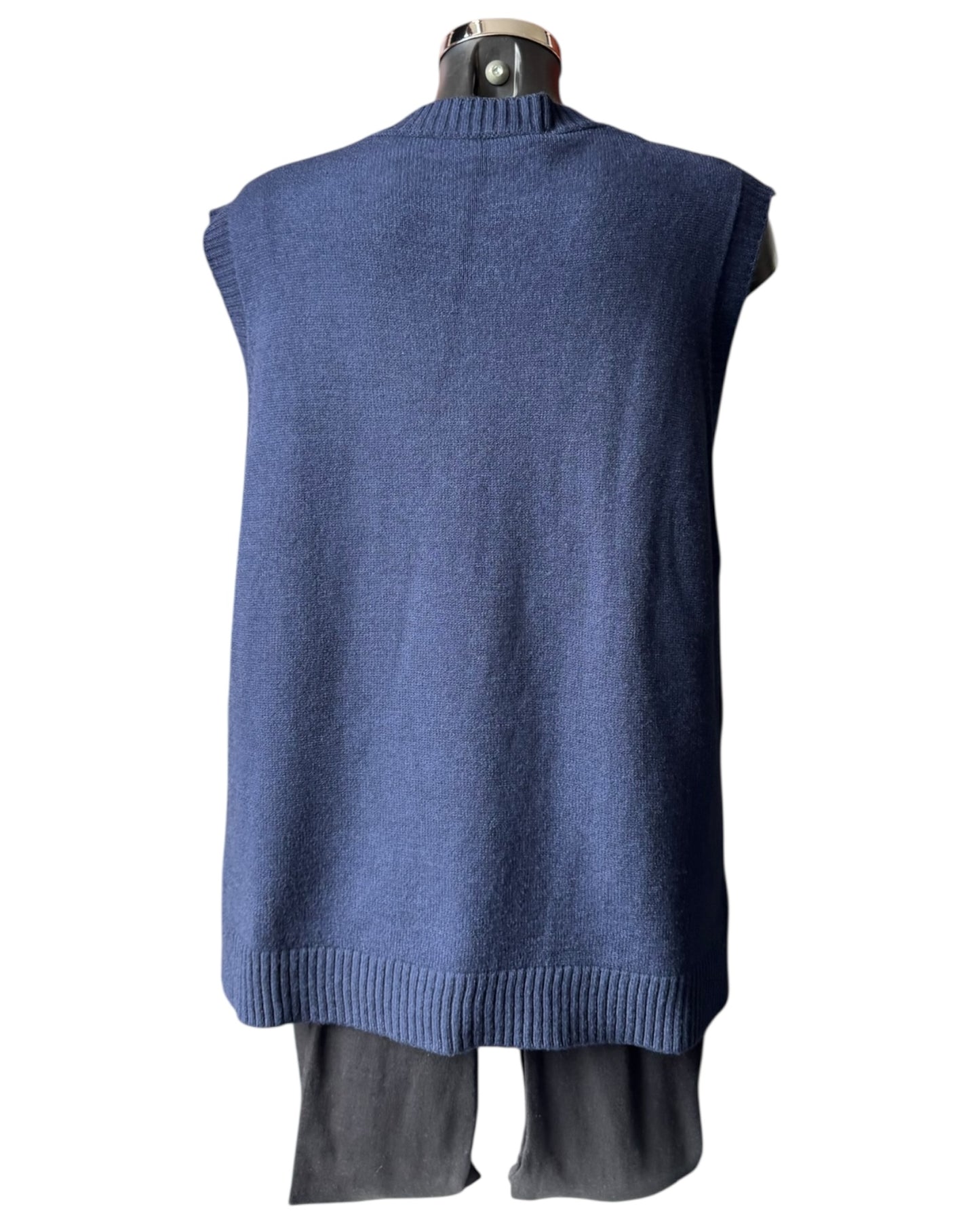 Macey soft knit tank top sweater - Navy