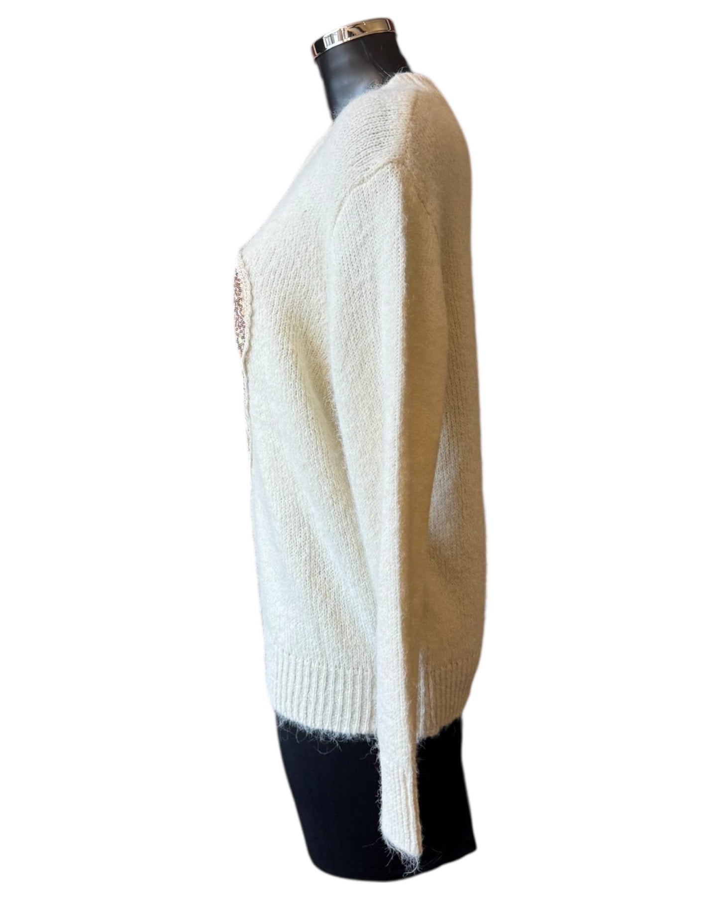 Luna appliqué heart cream jumper