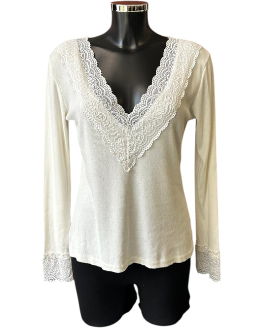 Kerri lace trim v neck top - Ivory