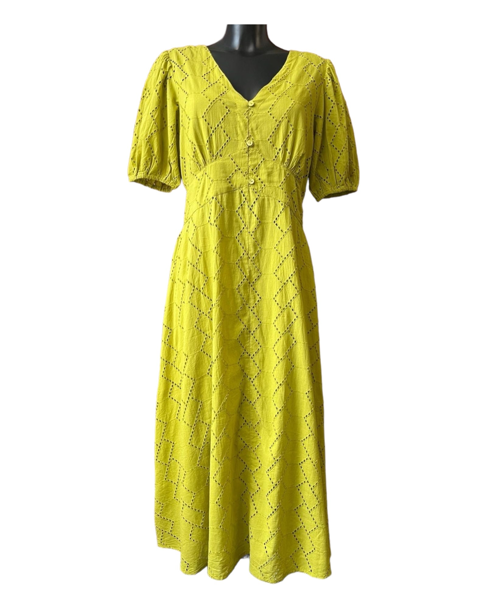 Foil well cut dress in citron