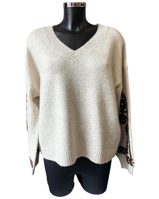 Brontë v neck appliqué sleeve jumper - Beige