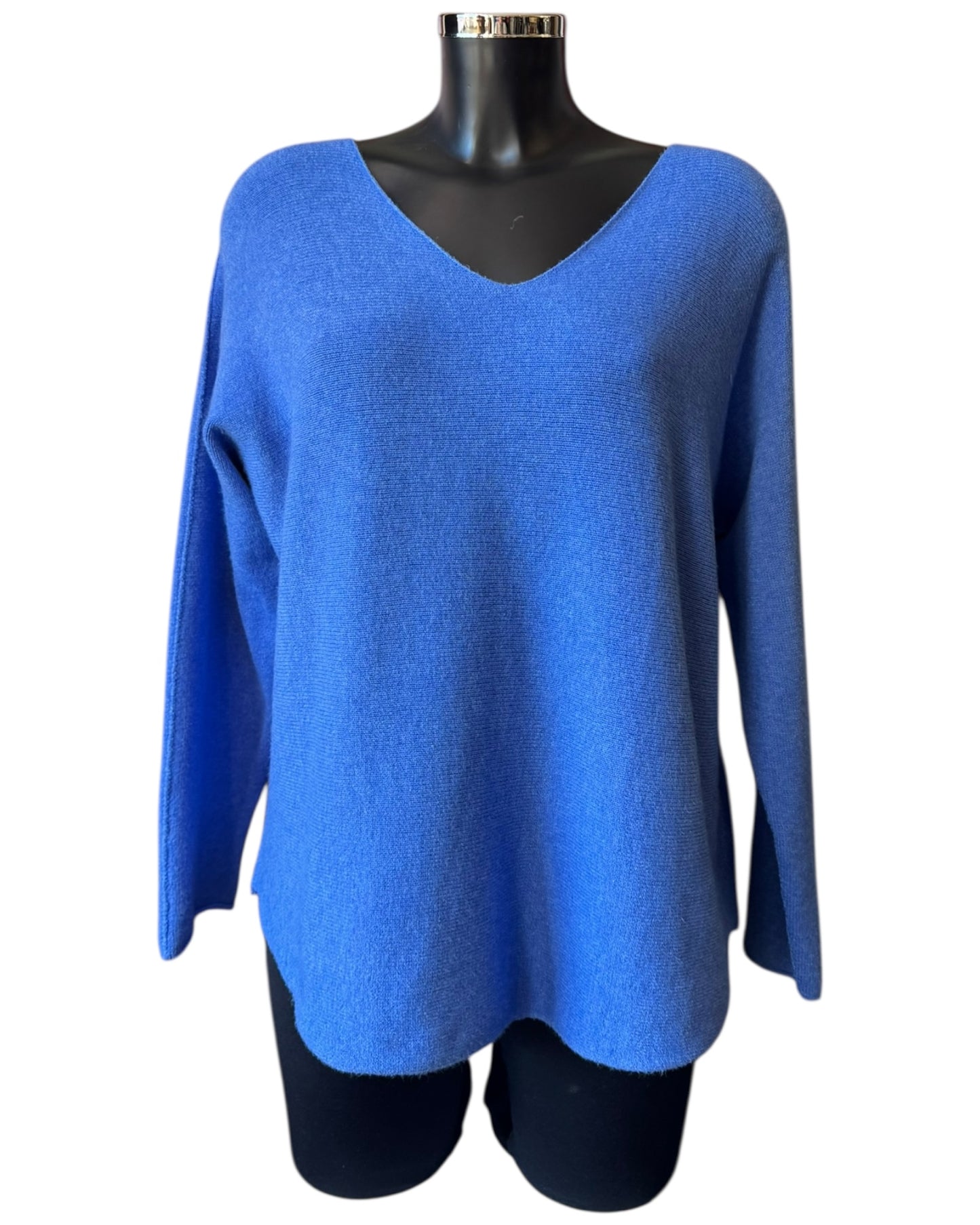 Toni short soft plain v neck jumper - Denim