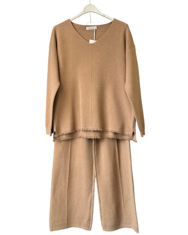 Georgia knitted v neck co-ord set - Caramel