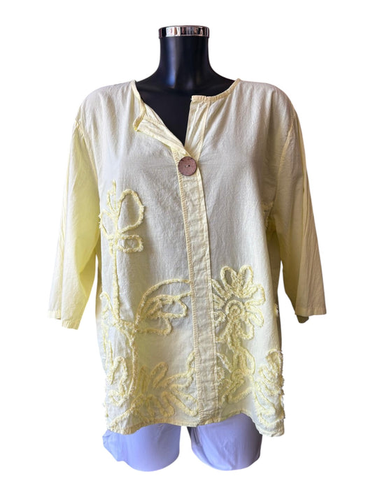 Cassidy embossed floral cotton button top - Lemon