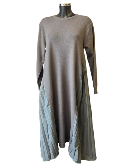 Maeve pleated sides knitted dress - Grey