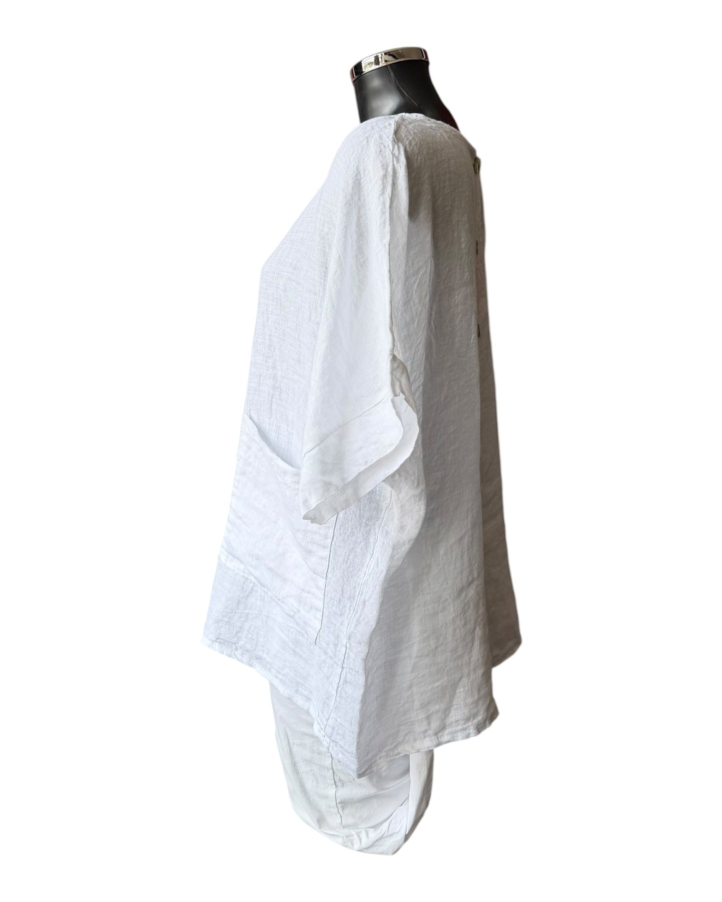 Daisy linen button back pocket top - White