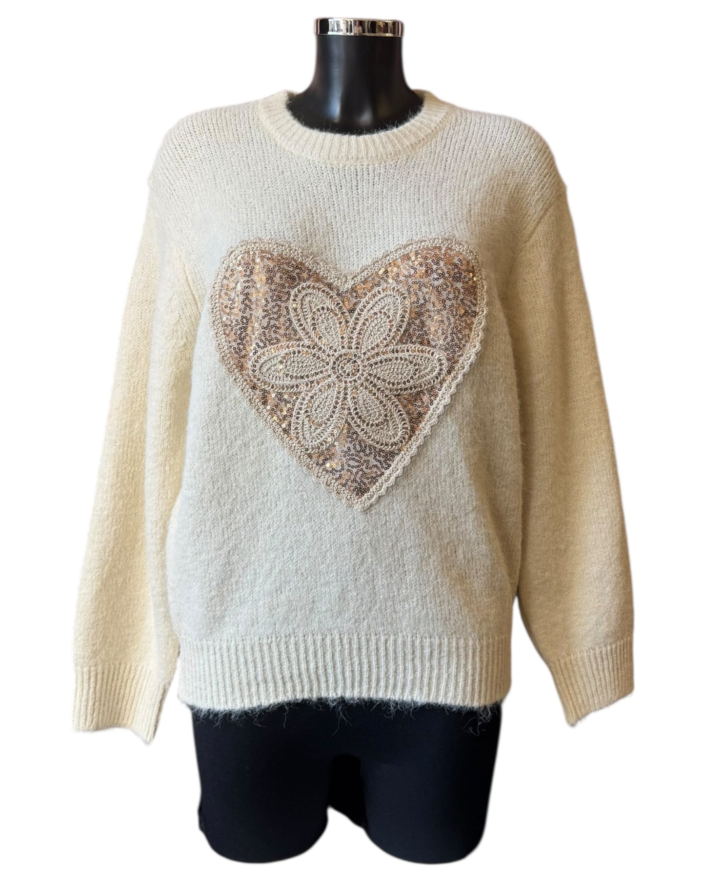 Luna appliqué heart cream jumper