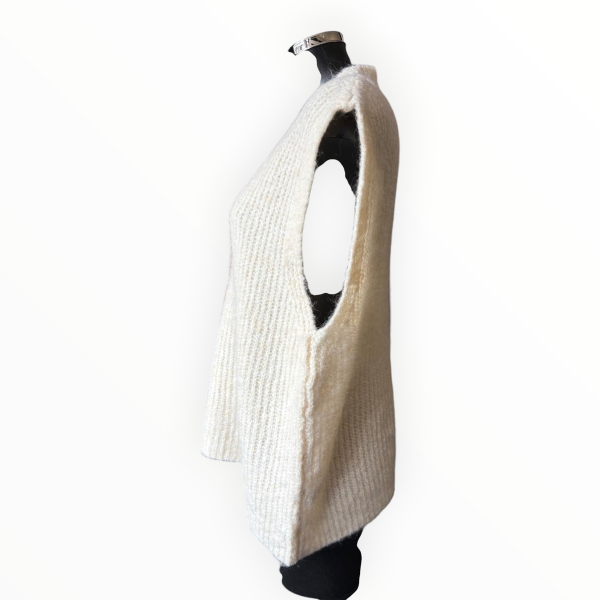 Greta  v neck tank top - Ivory