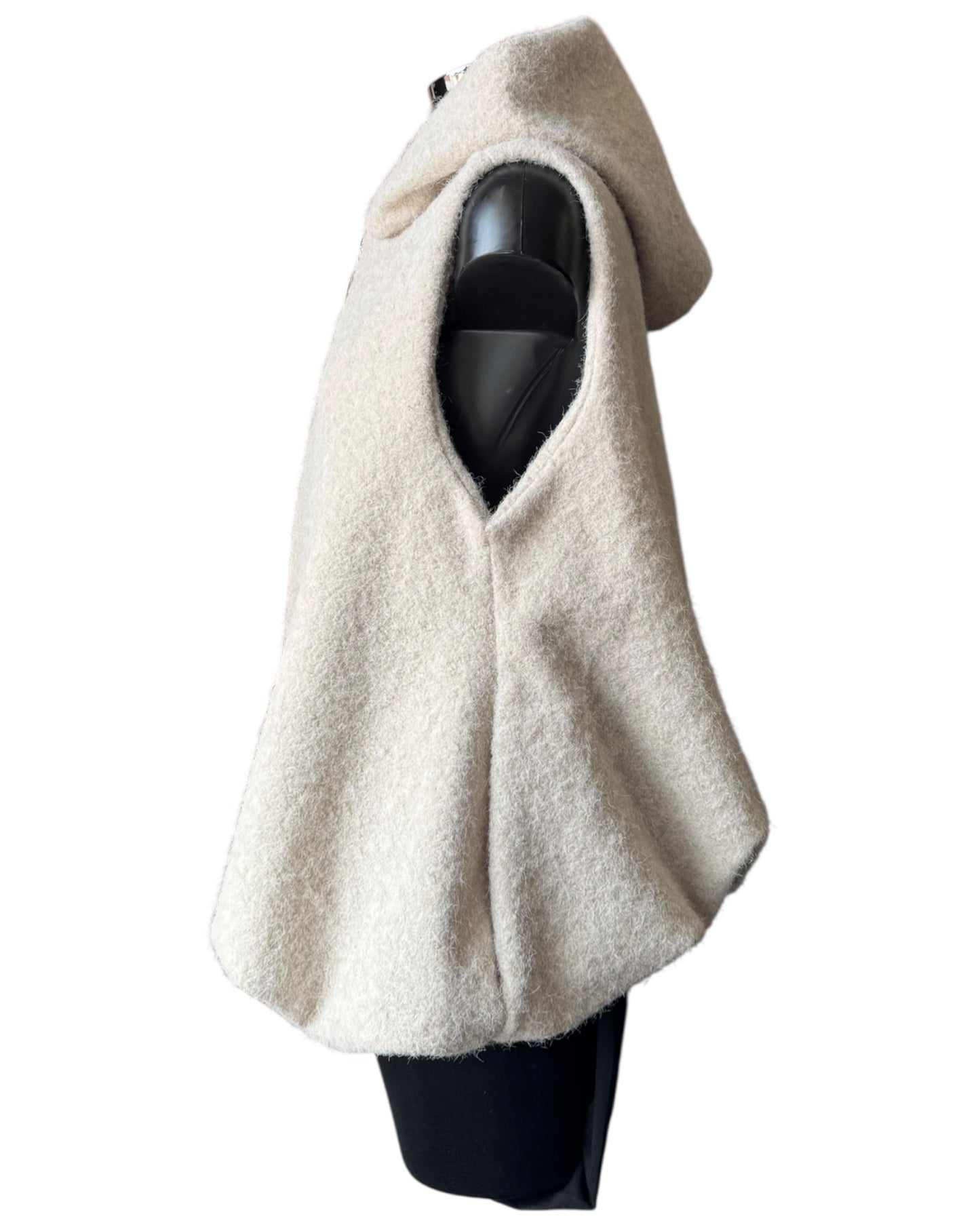 Caitlin puffball waistcoat/gilet - Beige