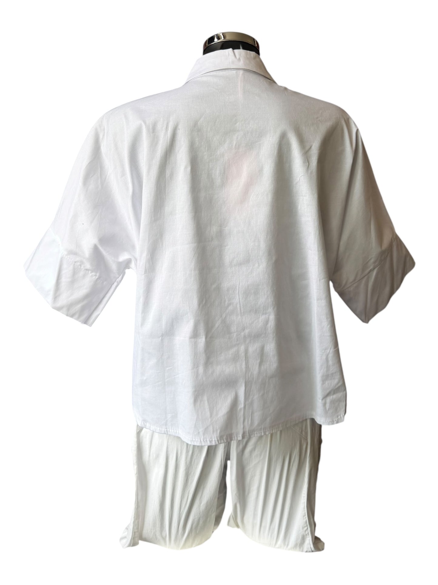 Iris white large button cropped shirt