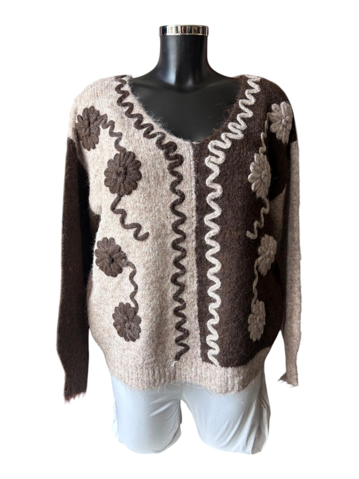 Clemmie applique 2 tone jumper - chocolate mix