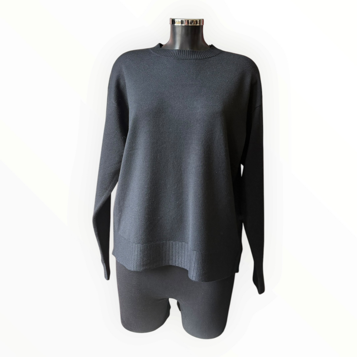 Hilda black round neck jumper