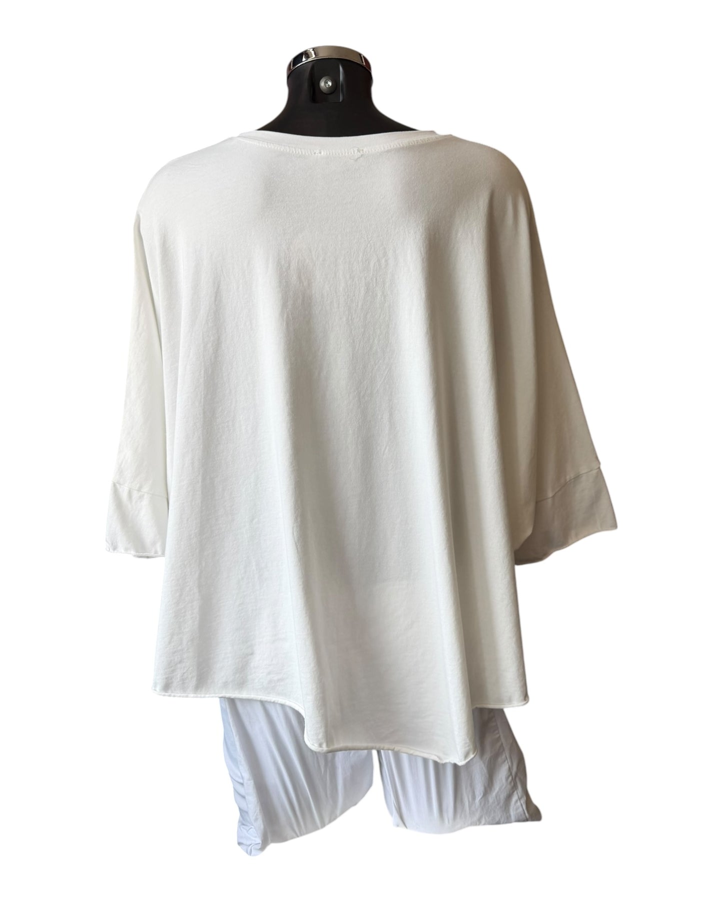 Alexis applique flower batwing top - Ivory