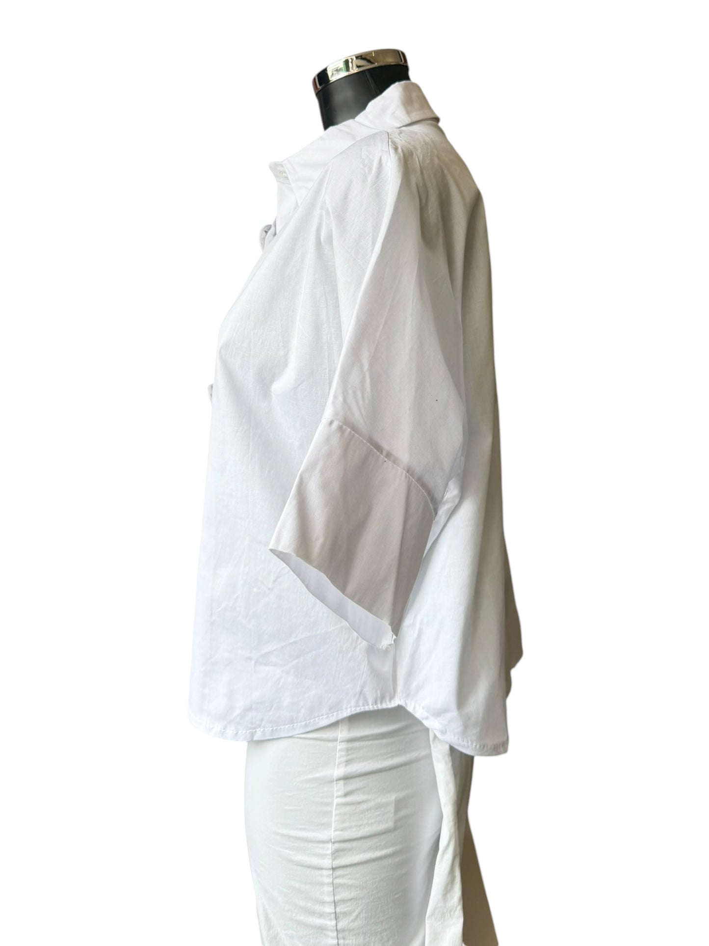 Iris white large button cropped shirt